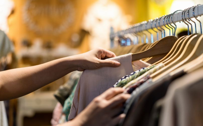 barang yang laku keras di toko thrift