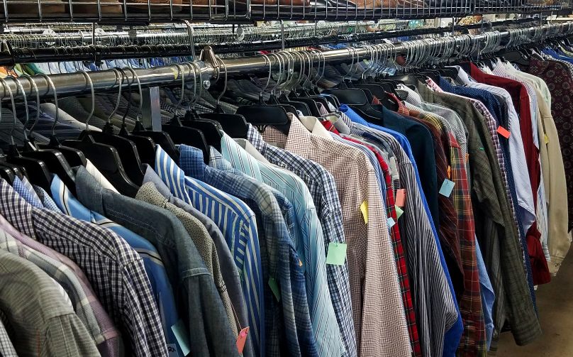 bisnis thrifting