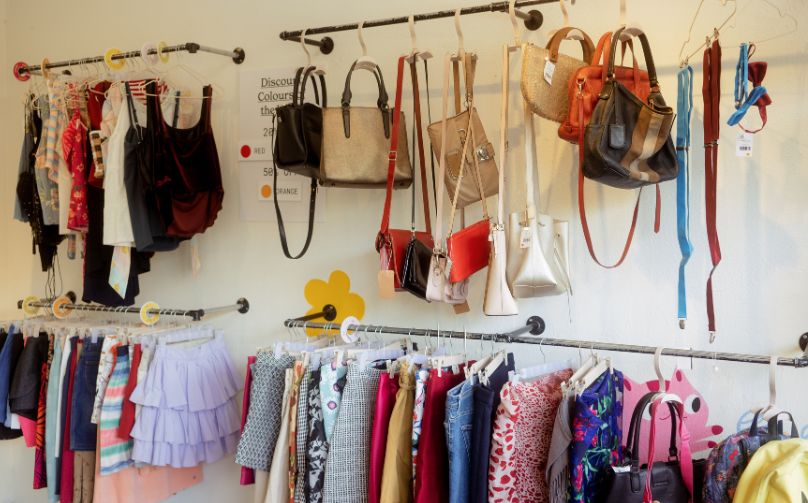 legalitas bisnis thrifting