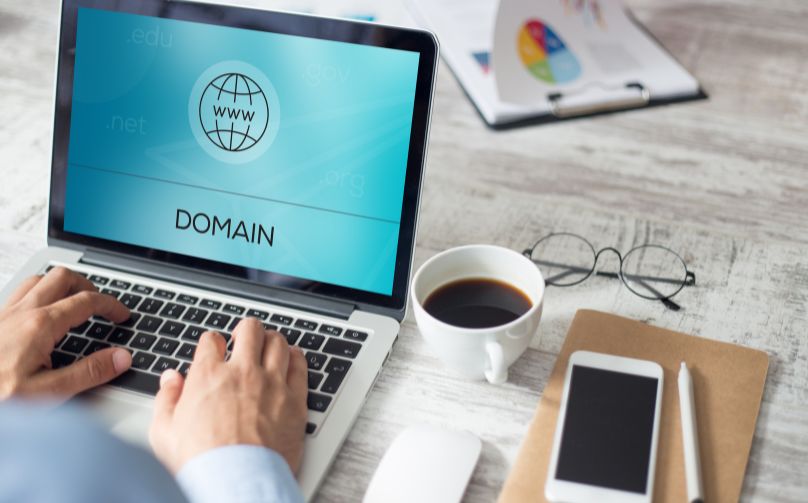 domain mudah diingat
