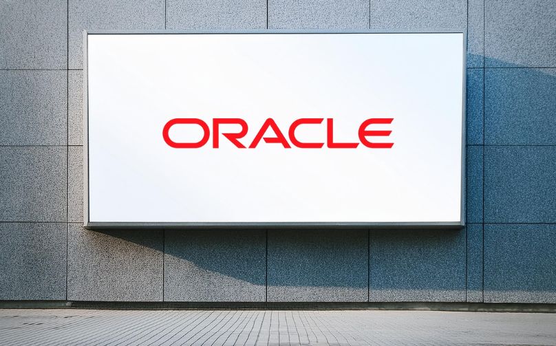 Oracle Hilary Maxson